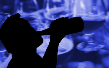 Stav intoxikace vyvolaný alkoholovými nápoji