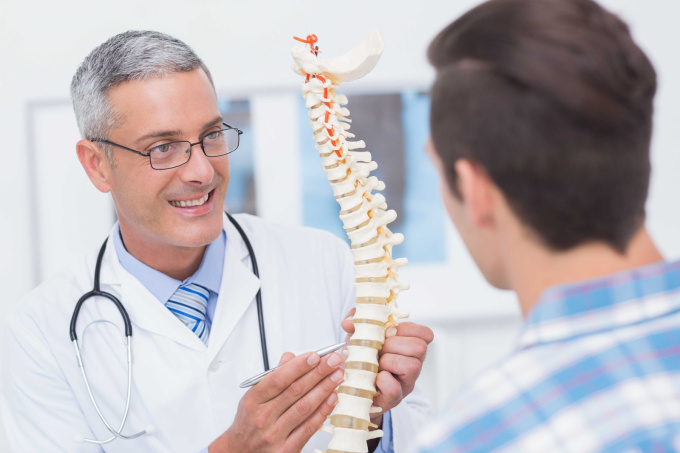 Axiální spondylartritida