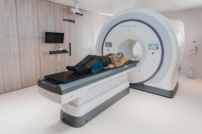 Pozitronová emisní tomografie